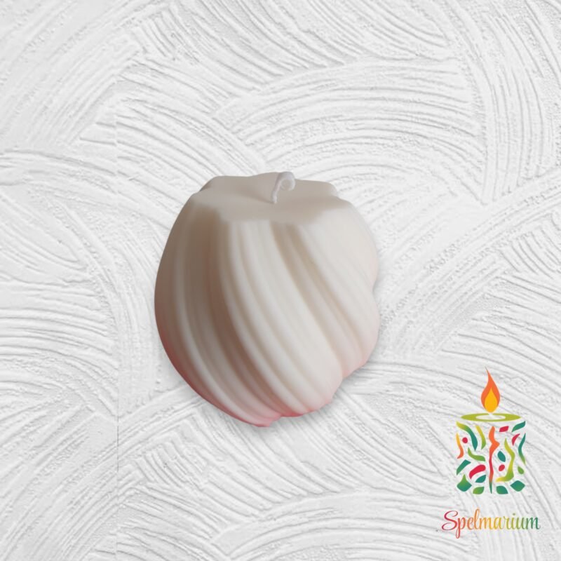 Vela con forma de espiral color blanco