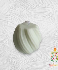 Vela con forma de espiral color verde